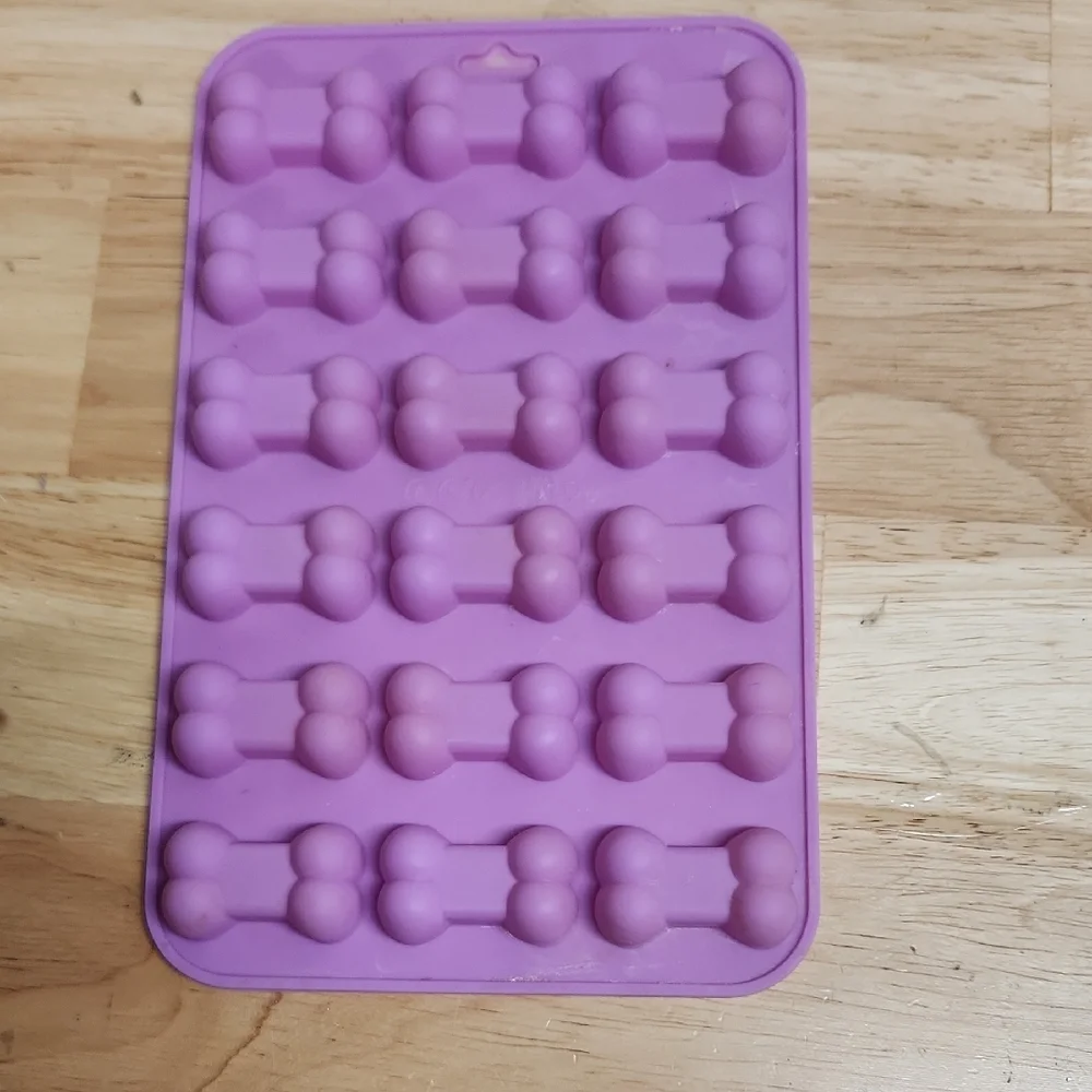 Pupcicle Dog Bone Mold